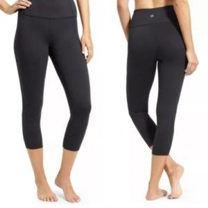 Athleta Crop Capri Black Leggings